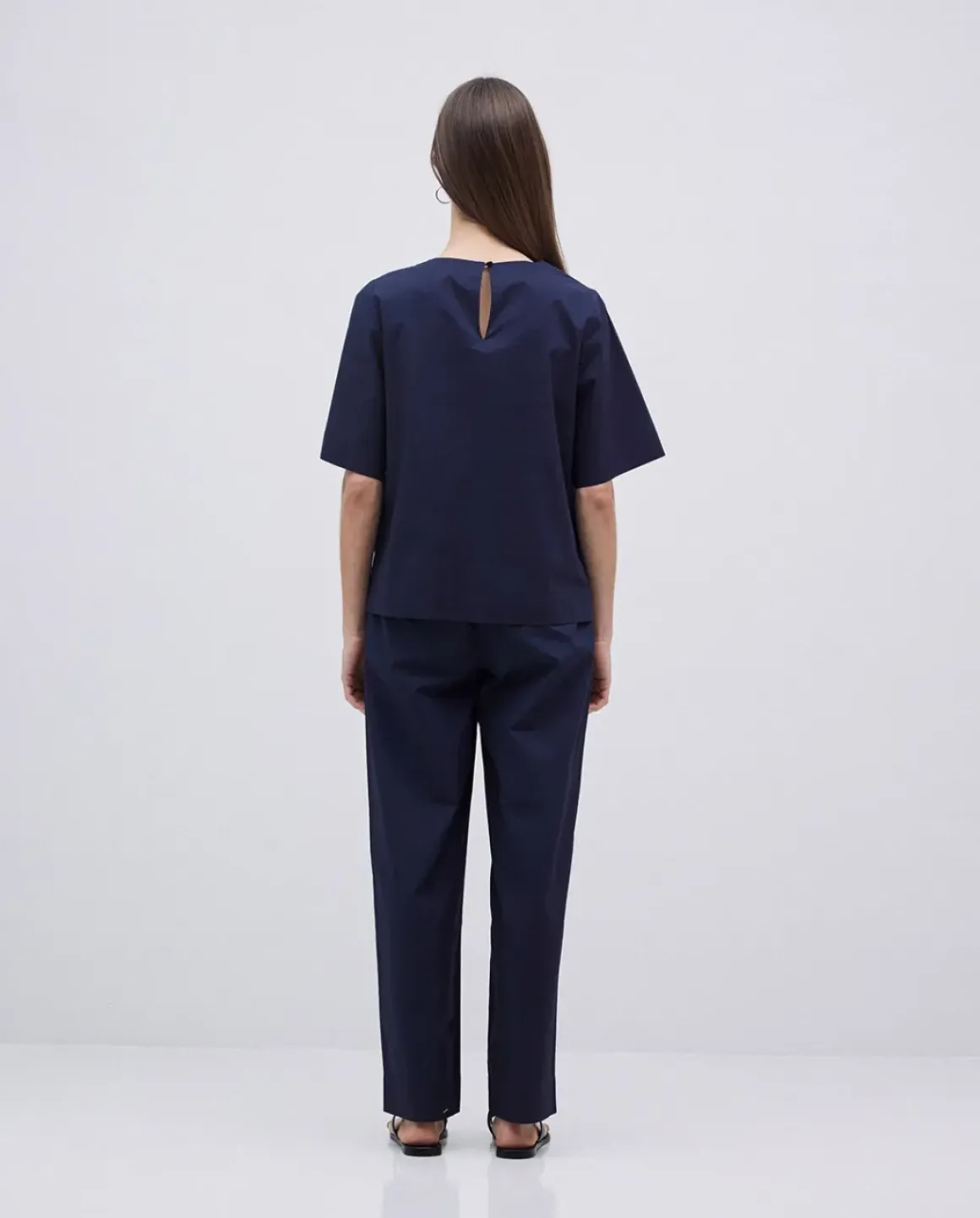 Blusa de popelín azul oscuro
