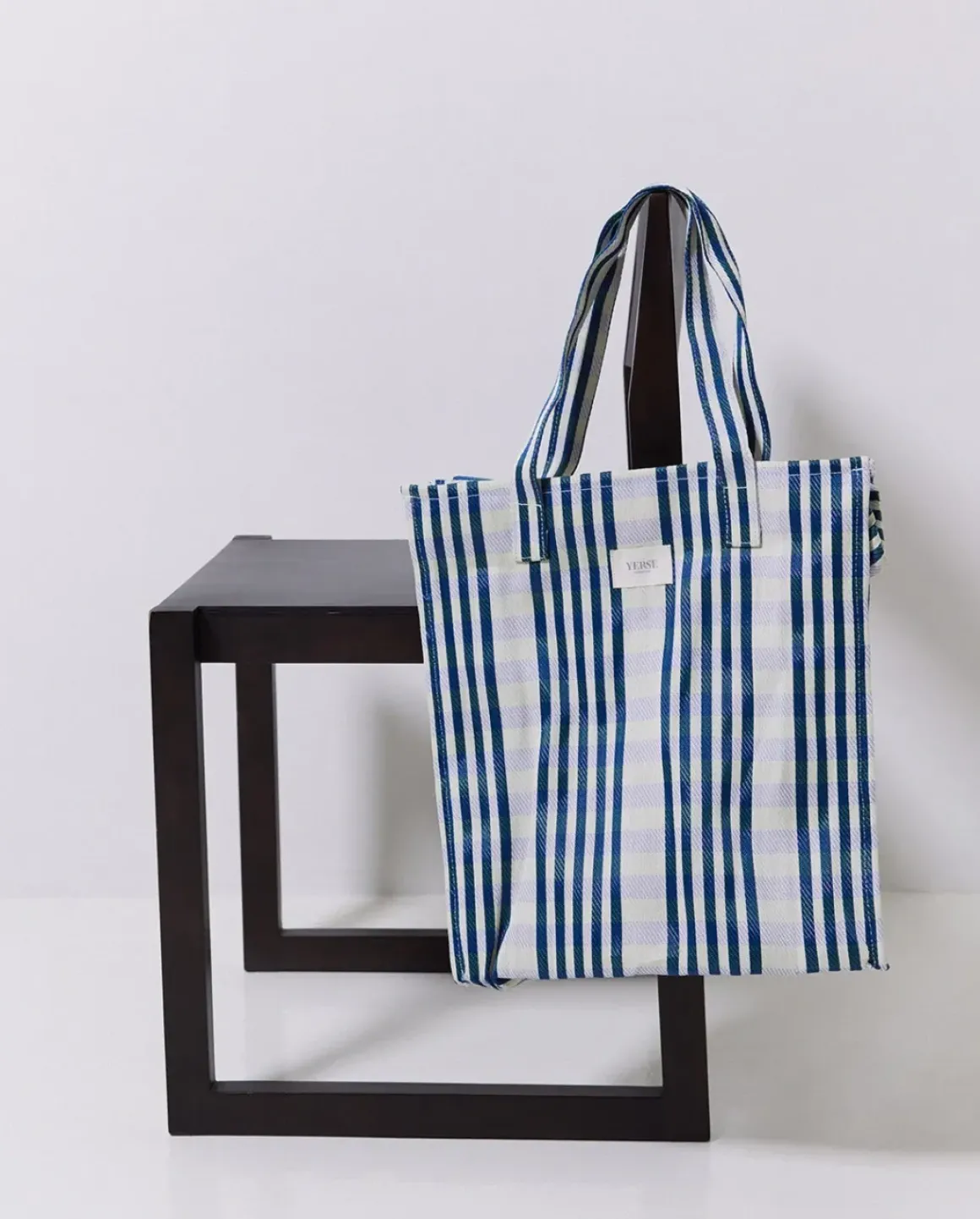 Bolsa tote cuadros azul