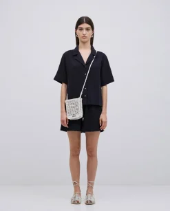 Camisa bimateria cuello solapa negro