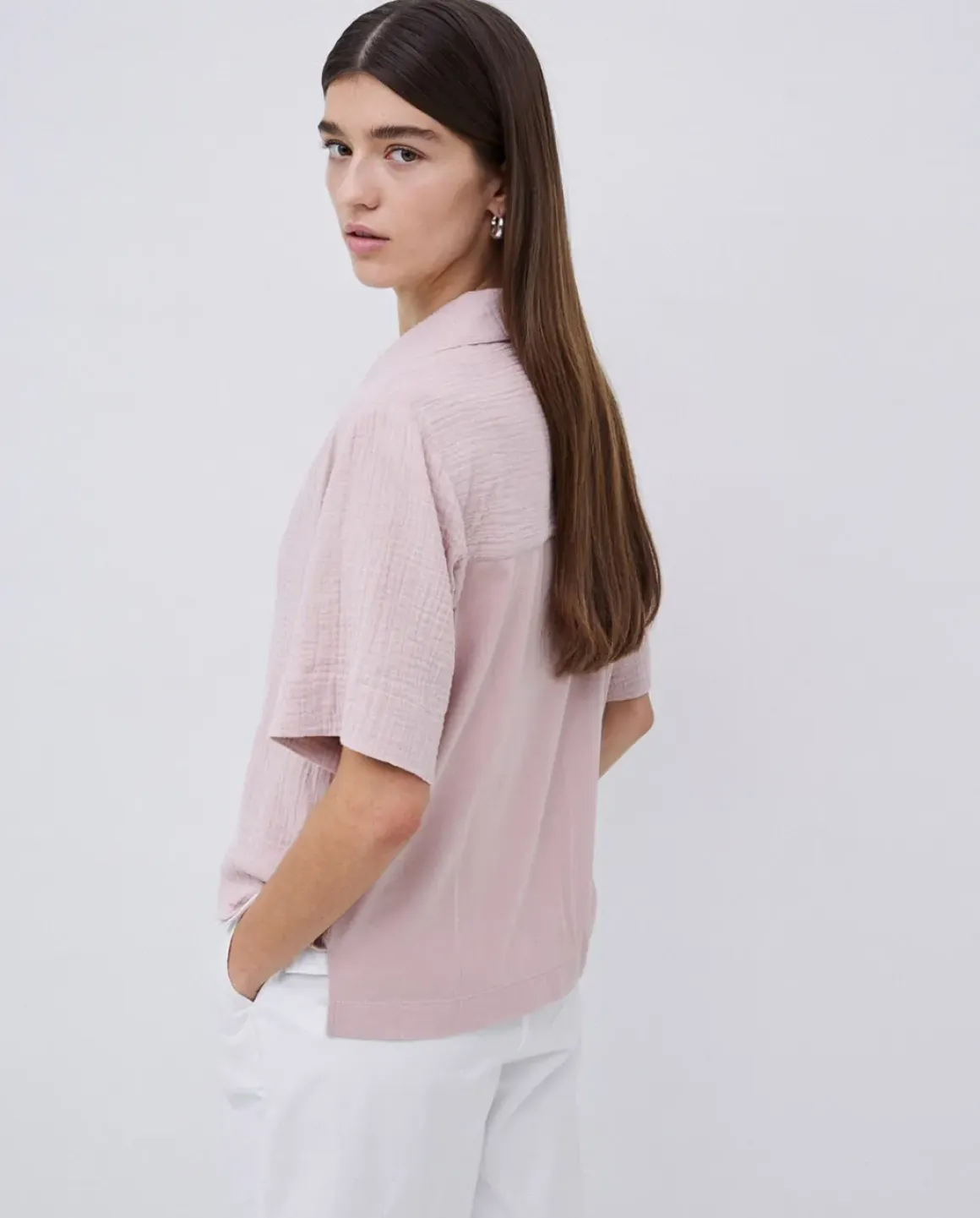 Camisa bimateria cuello solapa rosa pálido