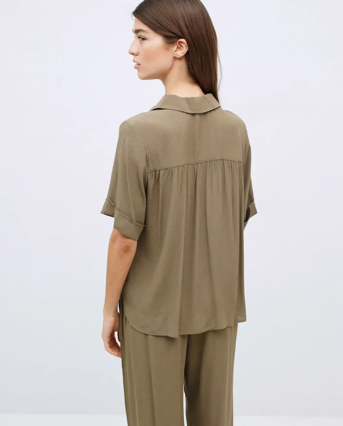 Camisa Ecovero manga corta caqui