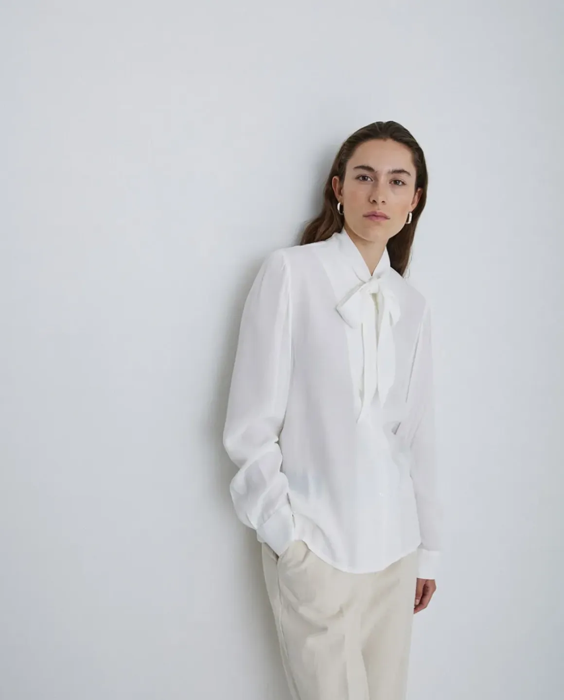 Camisa fluida lazo crudo