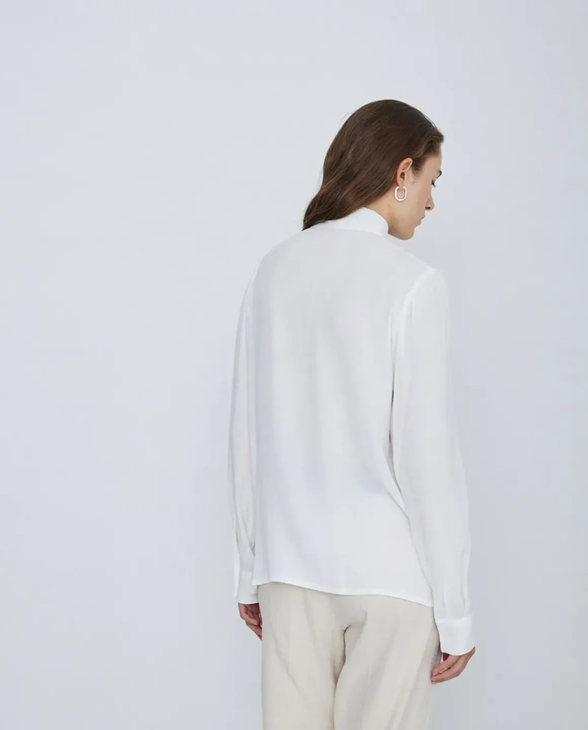 Camisa fluida lazo crudo