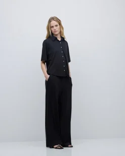 Camisa fluida manga corta negro