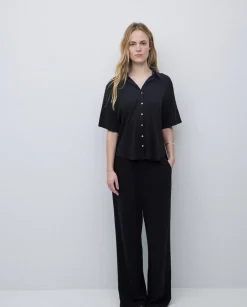 Camisa fluida manga corta negro