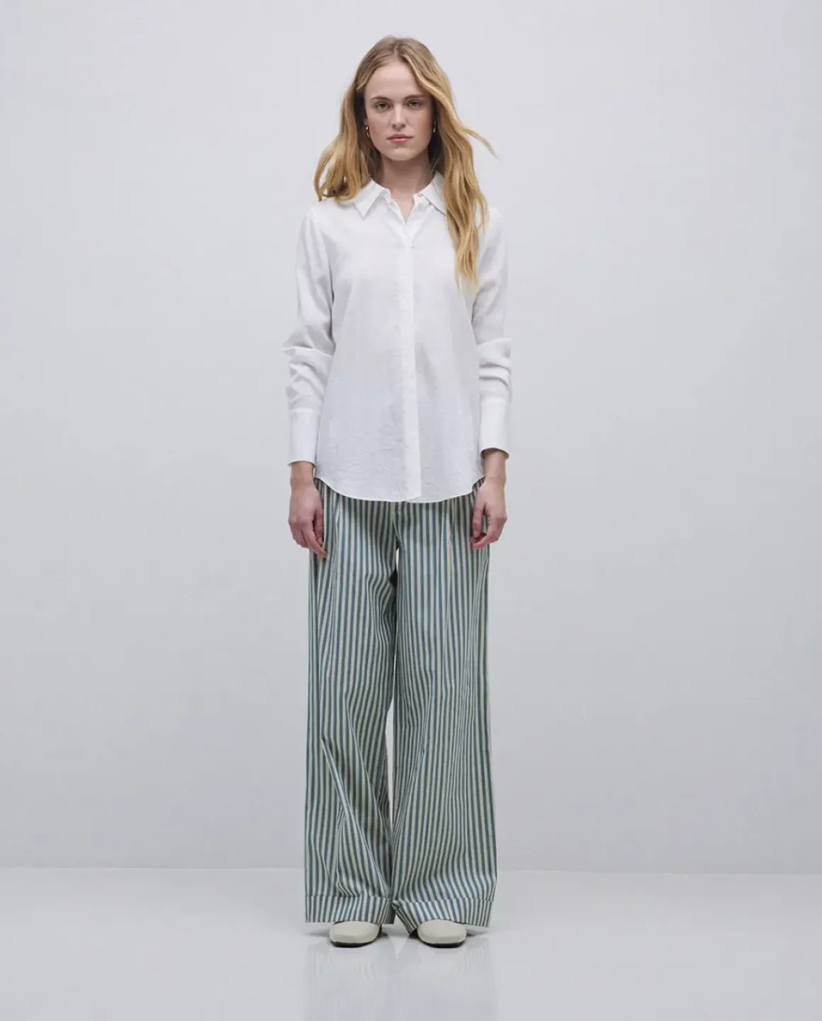 Camisa fluida viscosa blanco