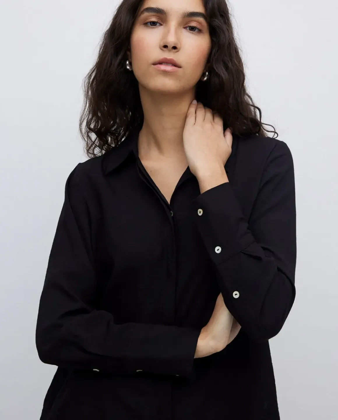 Camisa fluida viscosa negro
