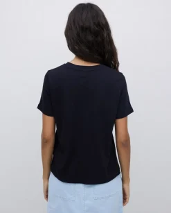 Camiseta básica cuello redondo negro