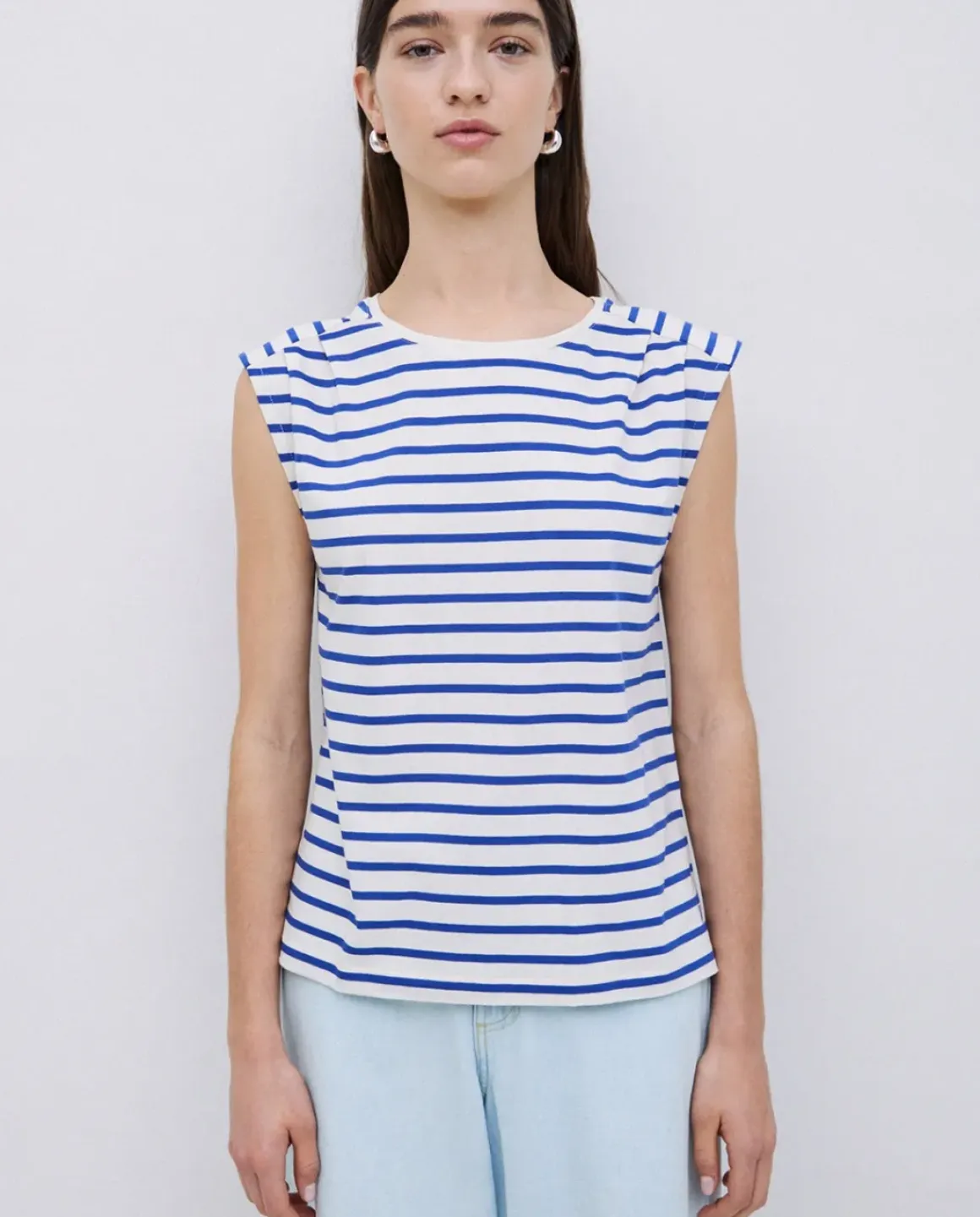 Camiseta básica sin mangas rayas azul royal