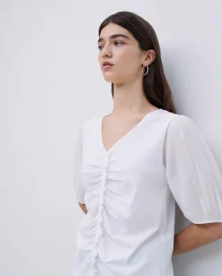 Camiseta detalle volante blanco