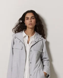 Chaqueta water repellent capucha gris