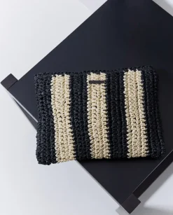 Clutch rafia crudo y negro