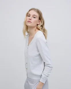Cárdigan escote pico gris