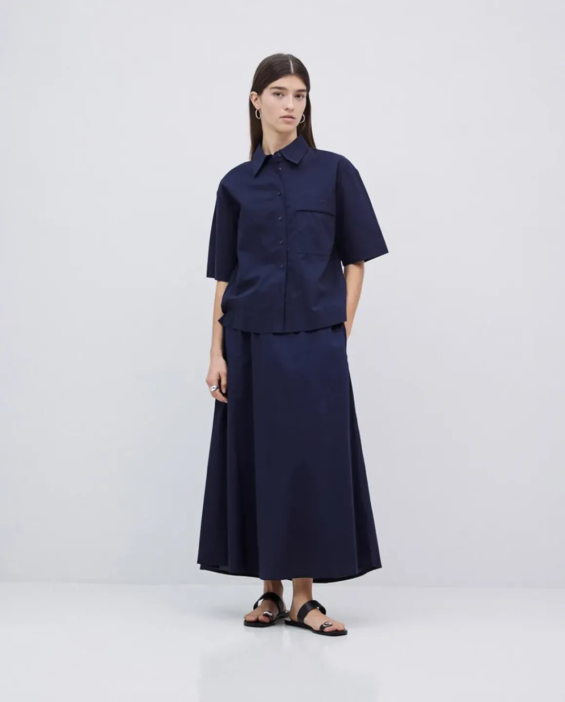 Falda cintura elástica popelín azul oscuro