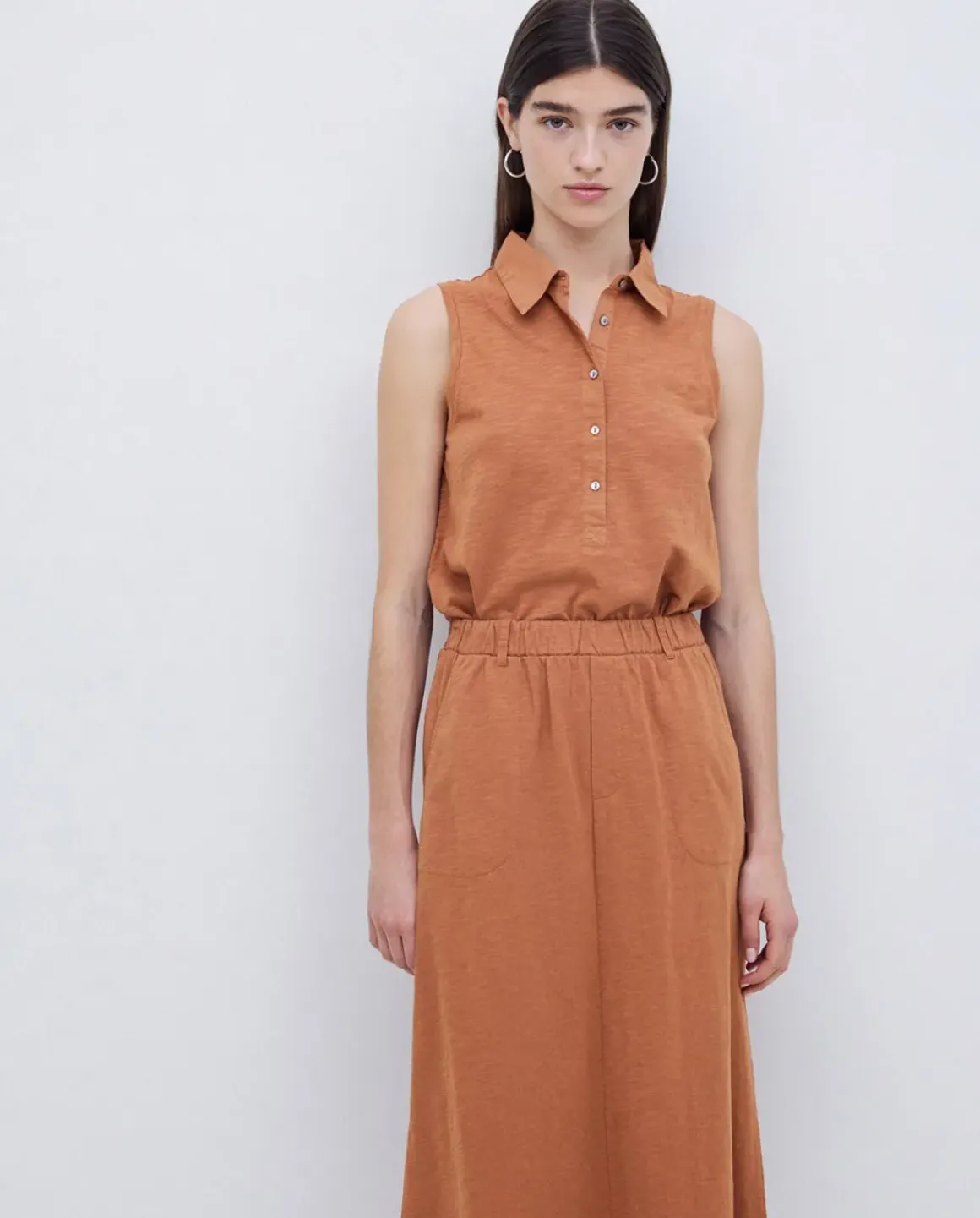 Falda midi flamé de algodón terracota