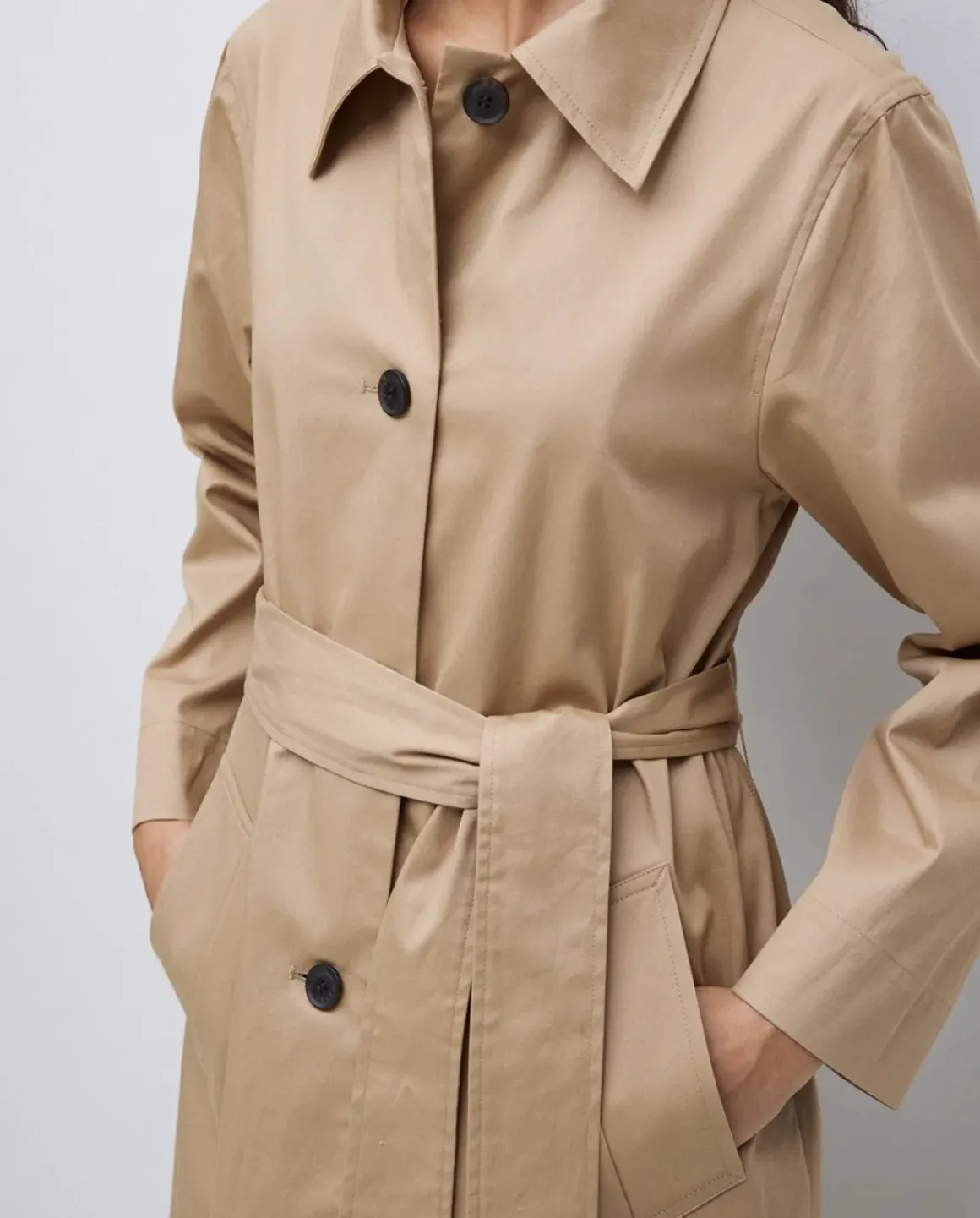Gabardina algodón capucha camel