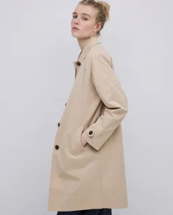 Gabardina cuello camisero beige