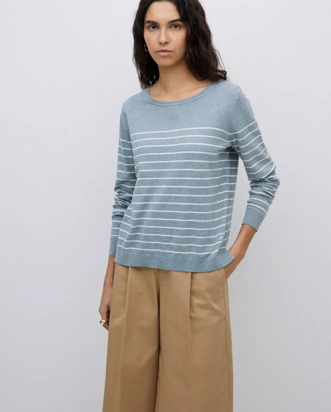 Jersey básico rayas gris verdoso