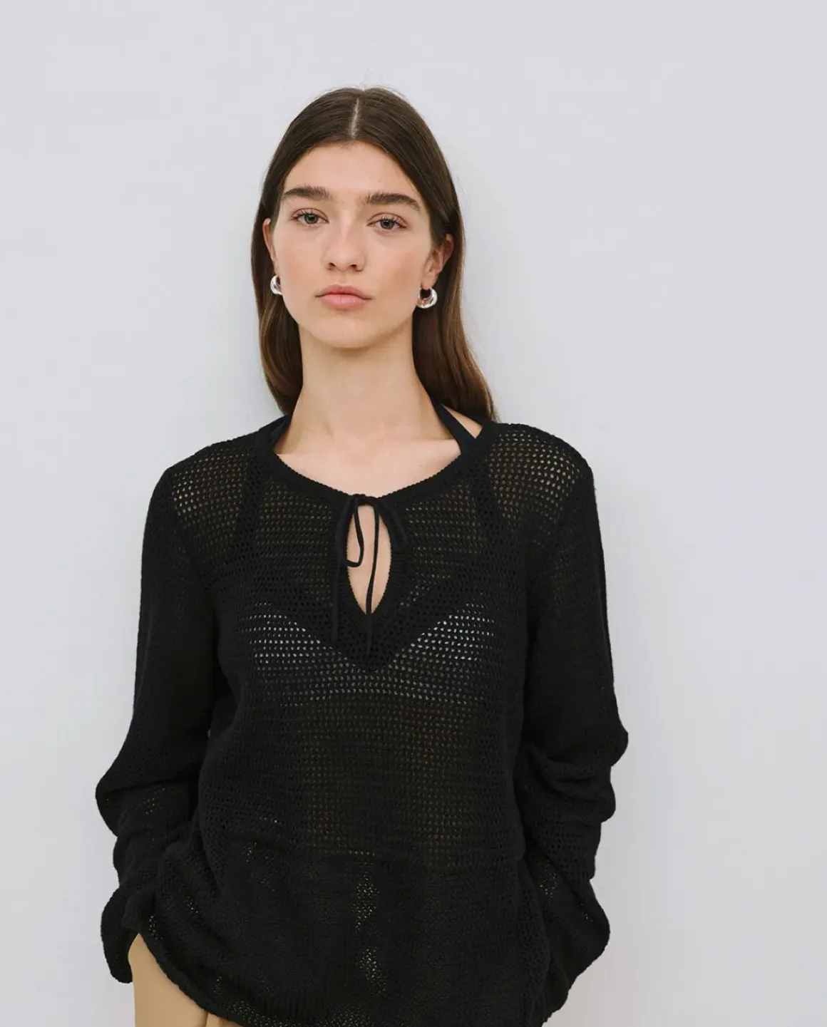 Jersey calado lazo negro