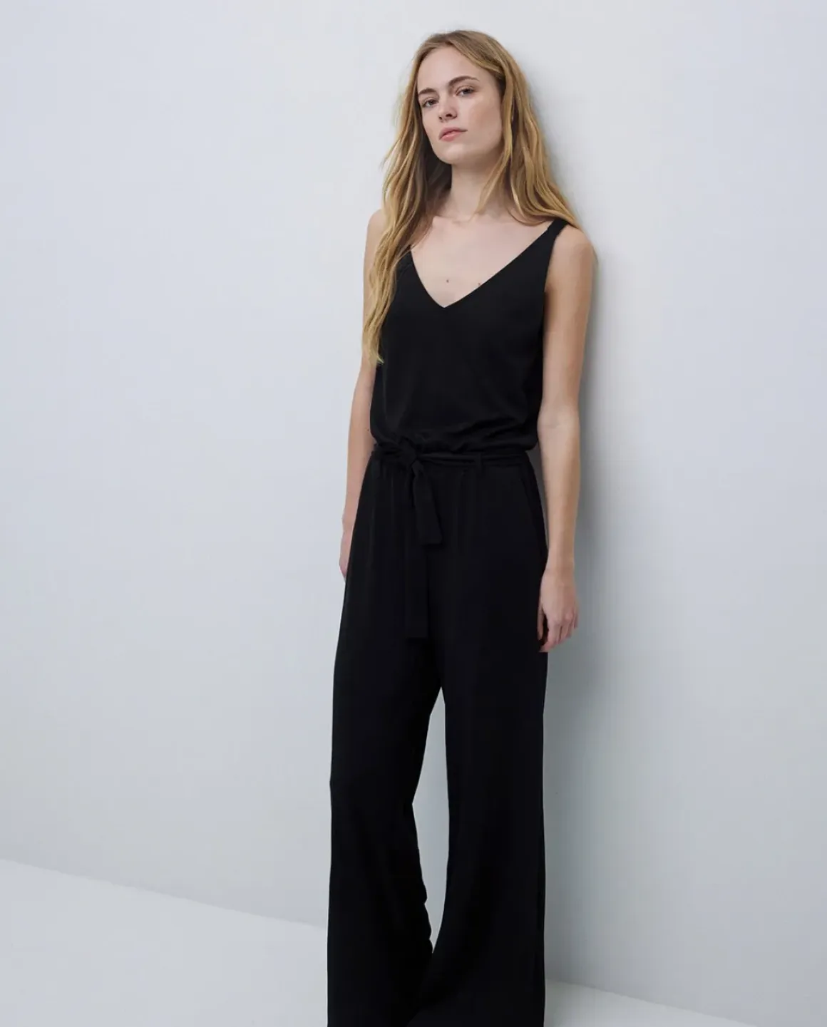 Mono fluido tirantes negro
