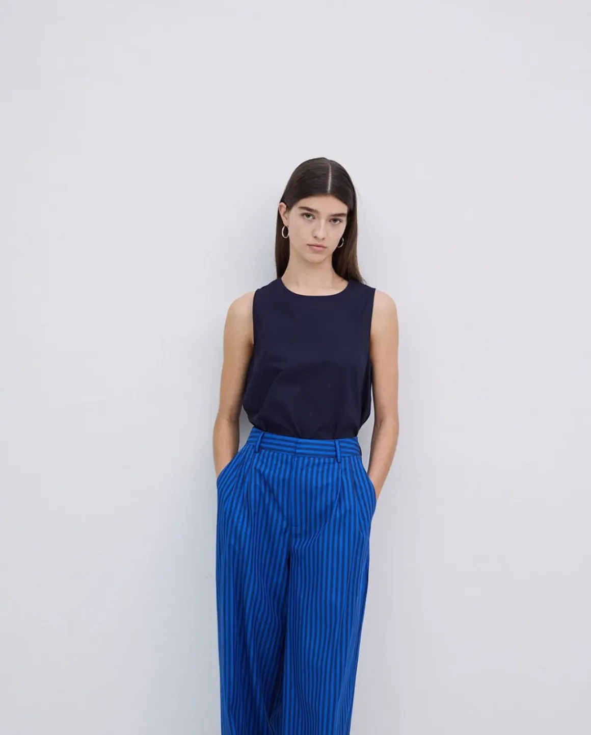 Pantalones popelín rayas azul oscuro