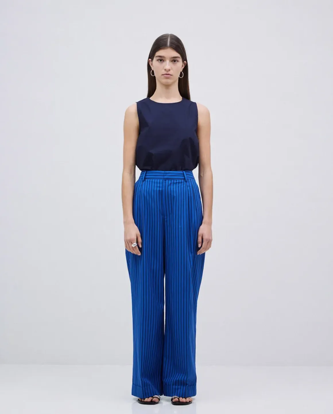 Pantalones popelín rayas azul oscuro