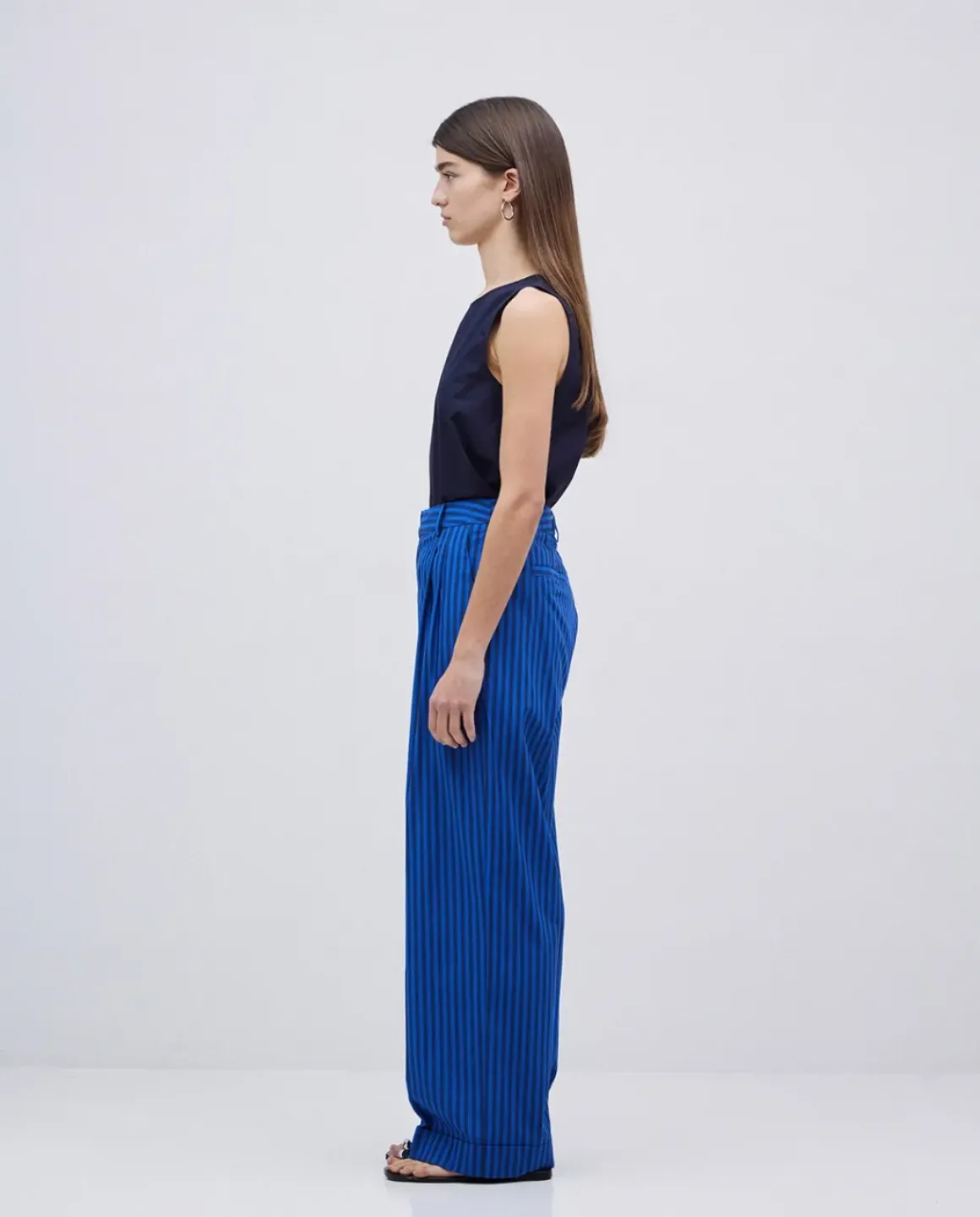 Pantalones popelín rayas azul oscuro