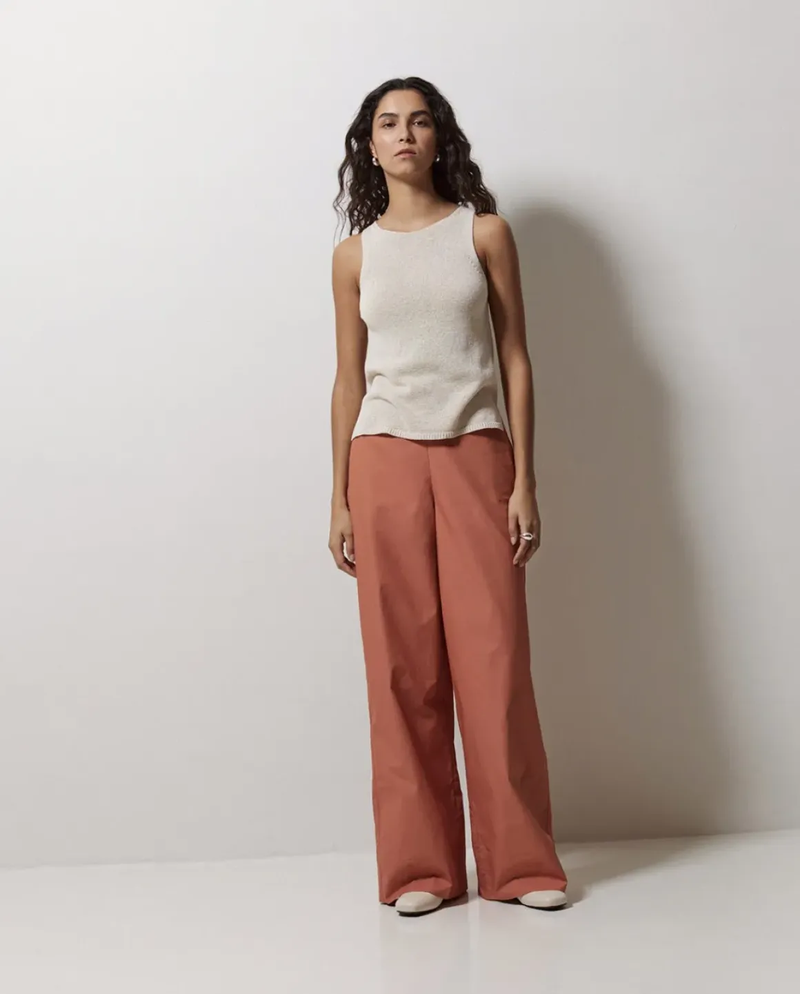 Pantalones popelín wide leg terracota