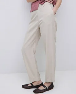 Pantalones rectos tencel beige
