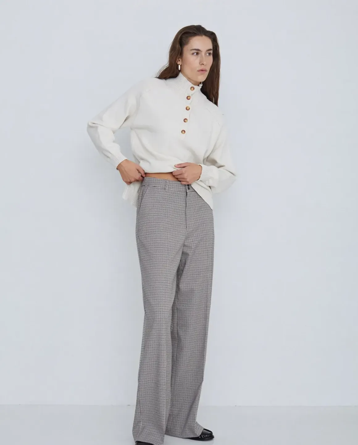 Pantalones wide leg gris claro