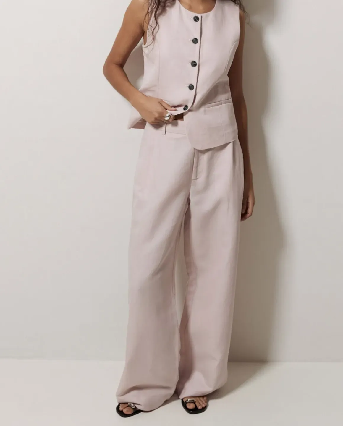 Pantalones wide leg pinzas rosa
