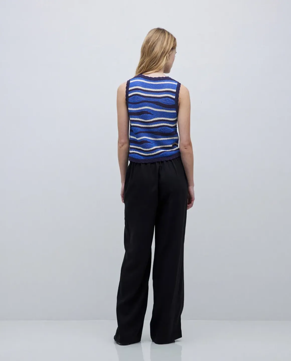 Pantalones wide leg tencel negro