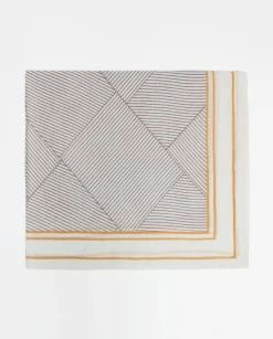Pareo estampado geométrico blanco roto
