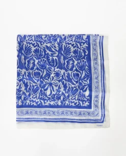 Pañuelo seda azul