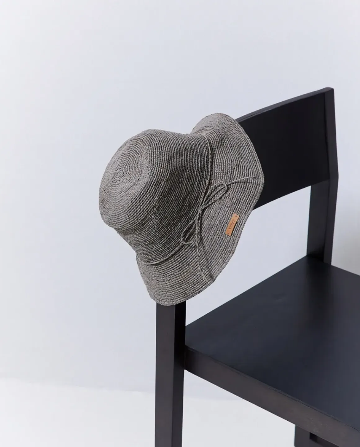 Sombrero handmade rafia gris