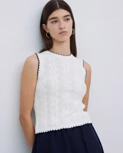 Top detalles contraste blanco roto