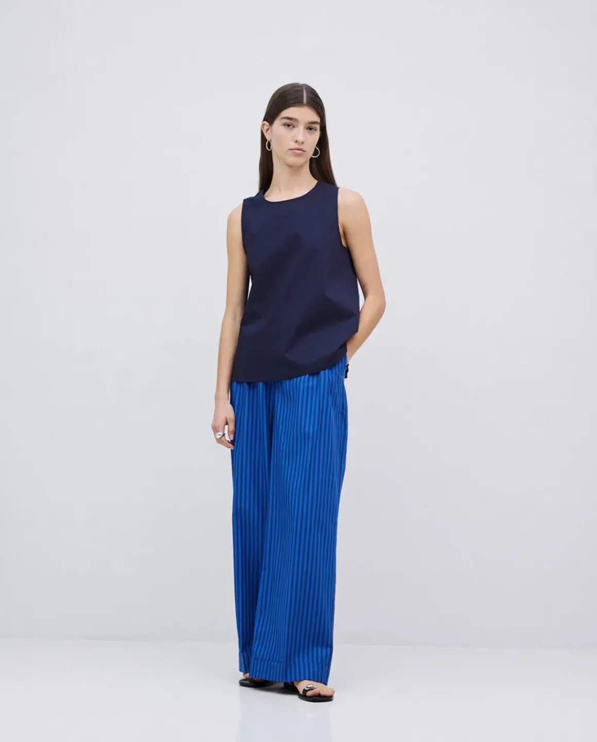Top popelín azul oscuro