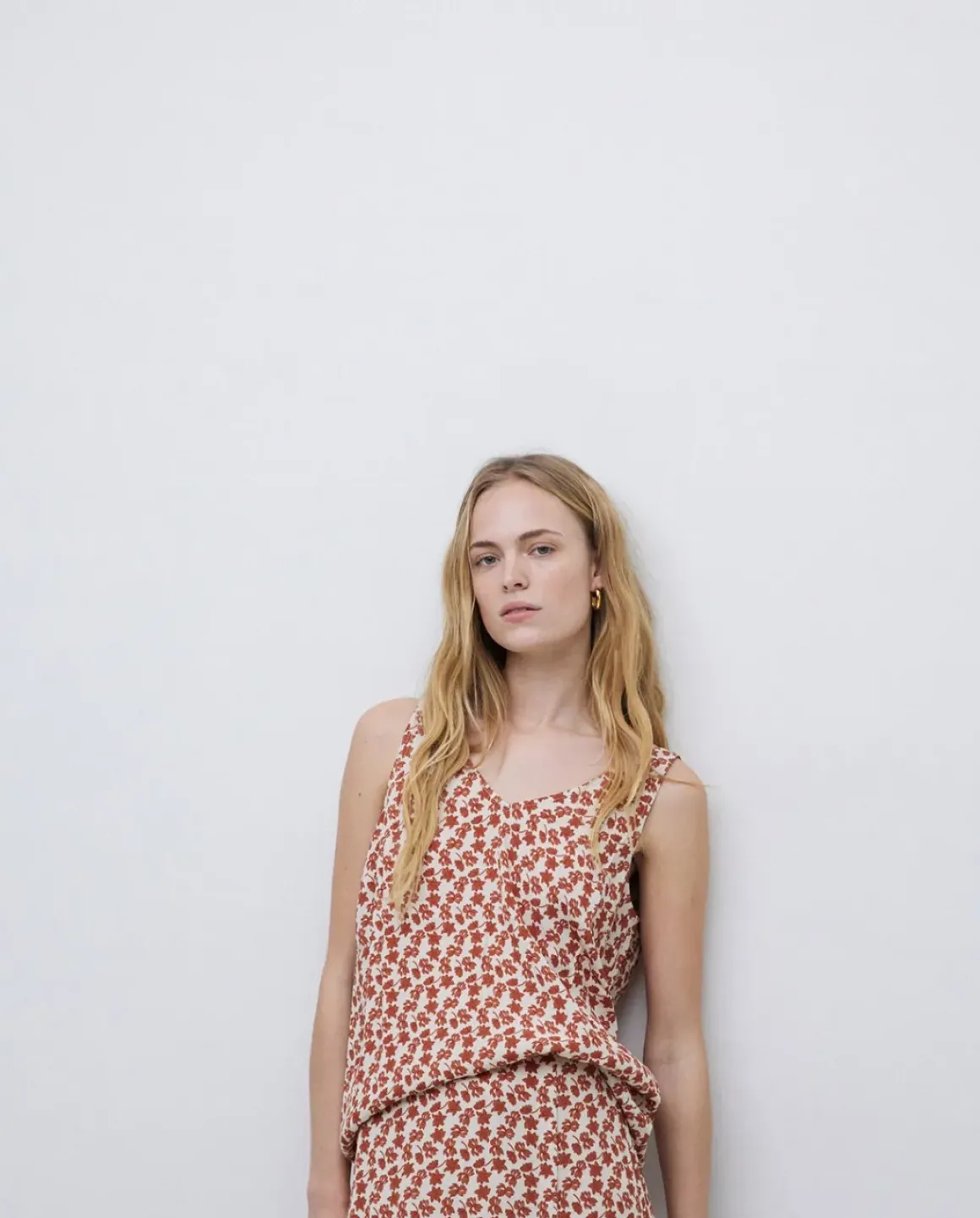 Top tirantes floral terracota