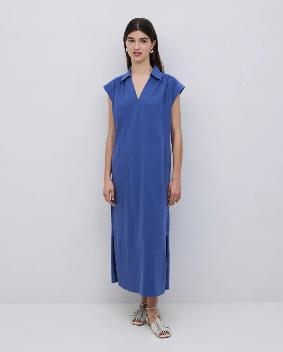 Vestido camisero flamé de algodón azul