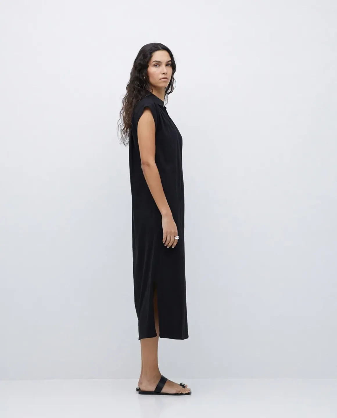 Vestido camisero flamé de algodón negro