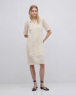 Vestido crochet cuello polo crudo