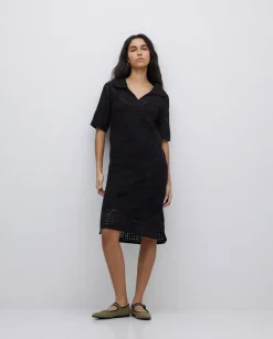 Vestido crochet cuello polo negro