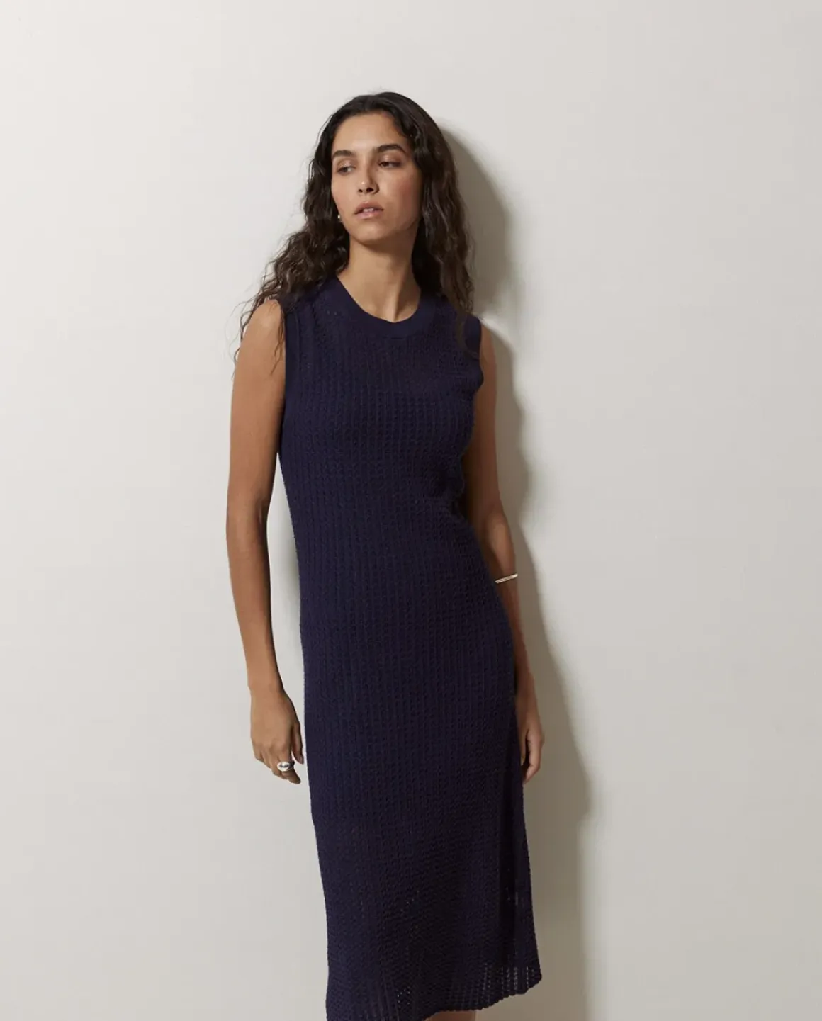Vestido largo calado azul oscuro
