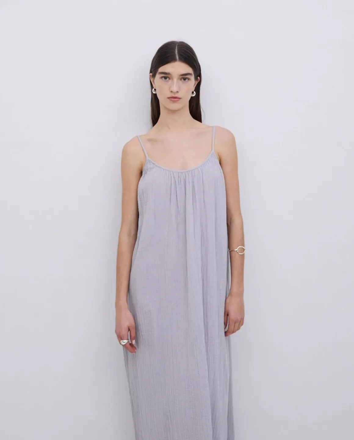 Vestido largo doble gasa gris