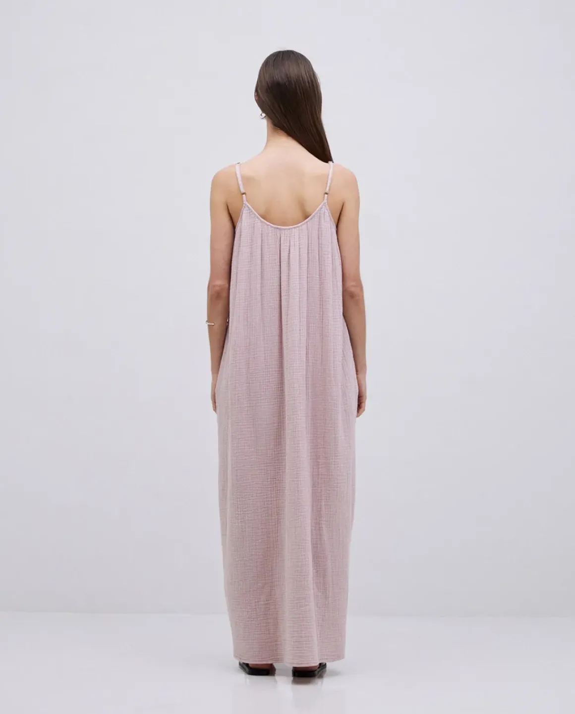 Vestido largo doble gasa rosa pálido