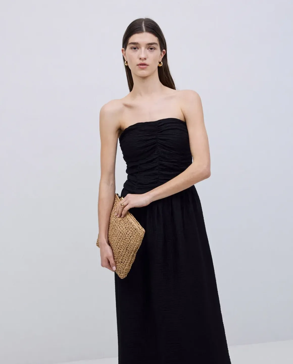Vestido largo drapeado negro