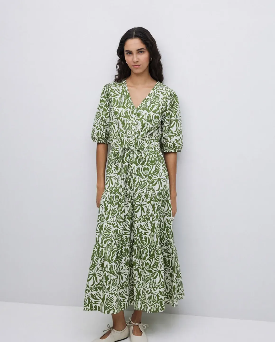 Vestido largo manga abullonada verde
