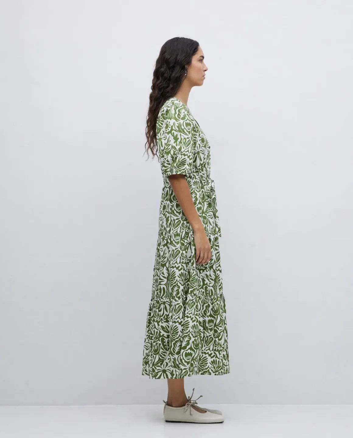 Vestido largo manga abullonada verde