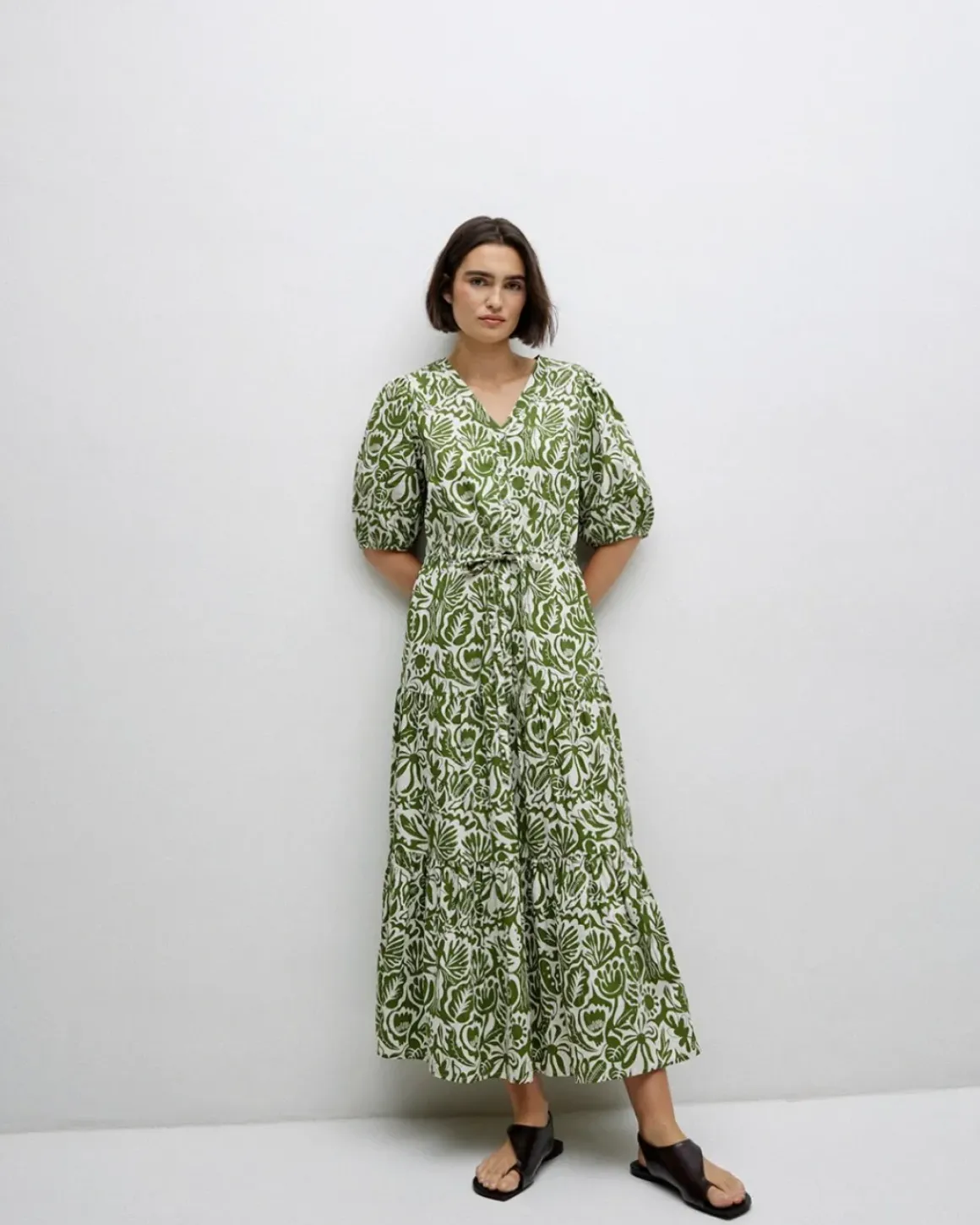 Vestido largo manga abullonada verde