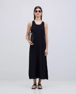 Vestido largo sin mangas negro